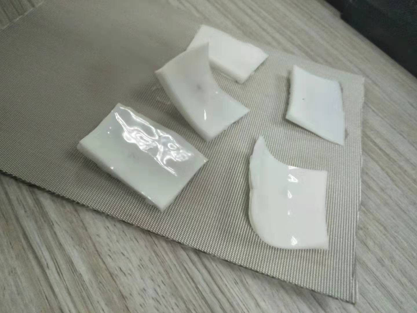 广东粘硅胶胶水多少钱 广东粘硅胶胶水多少钱