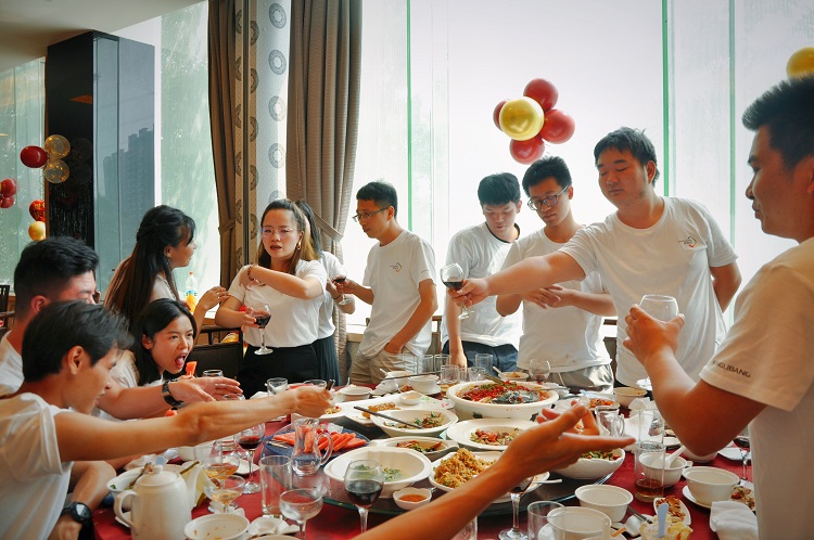 热烈庆祝深圳YABO鸭脖官网11周年庆.jpg 热烈庆祝深圳YABO鸭脖官网11周年庆.jpg